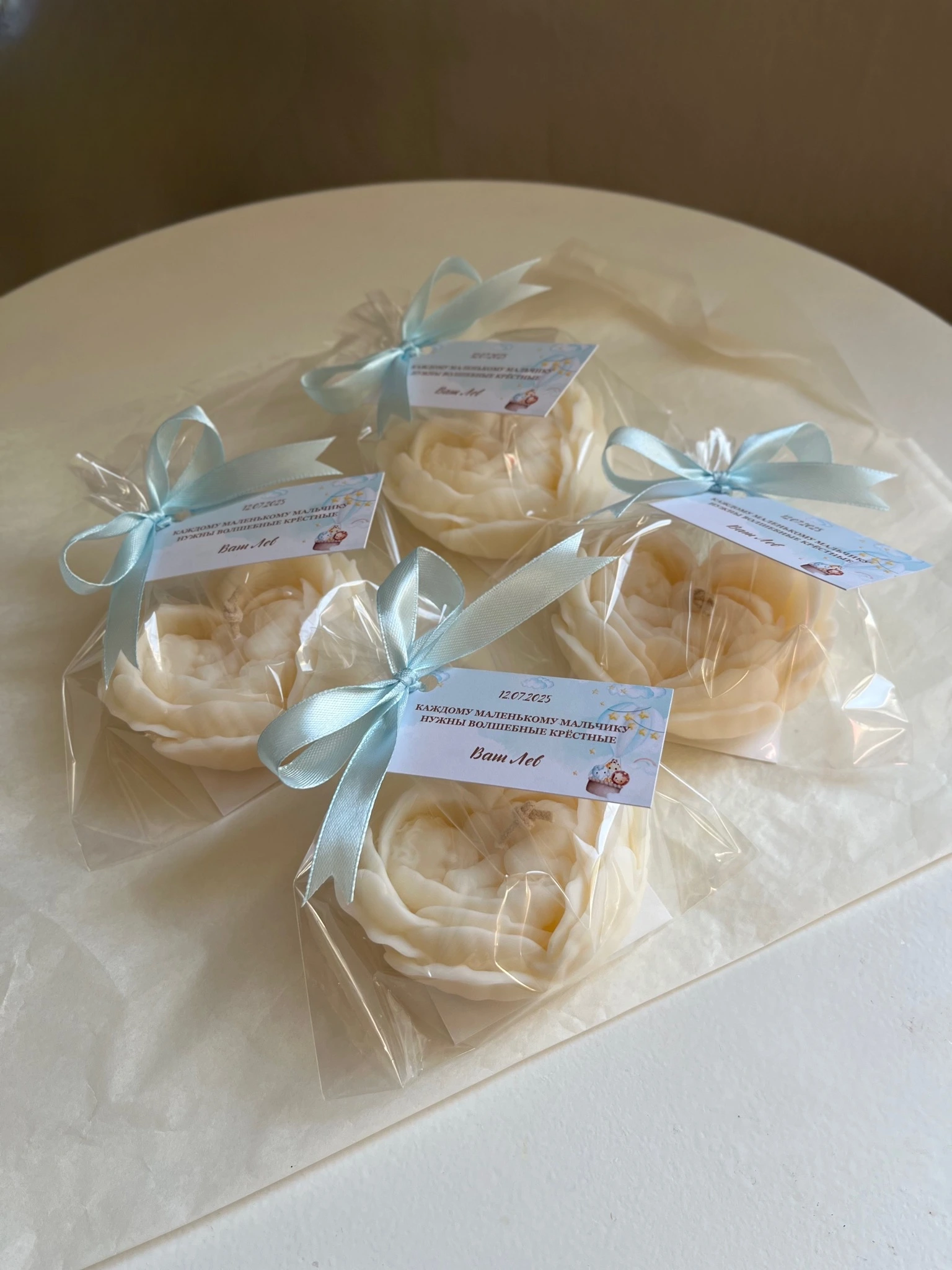 Младенец в сердечке