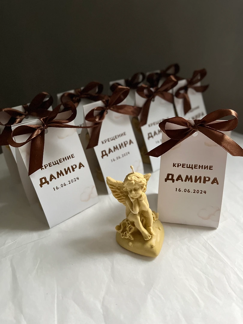 Ангелочик на сердечке