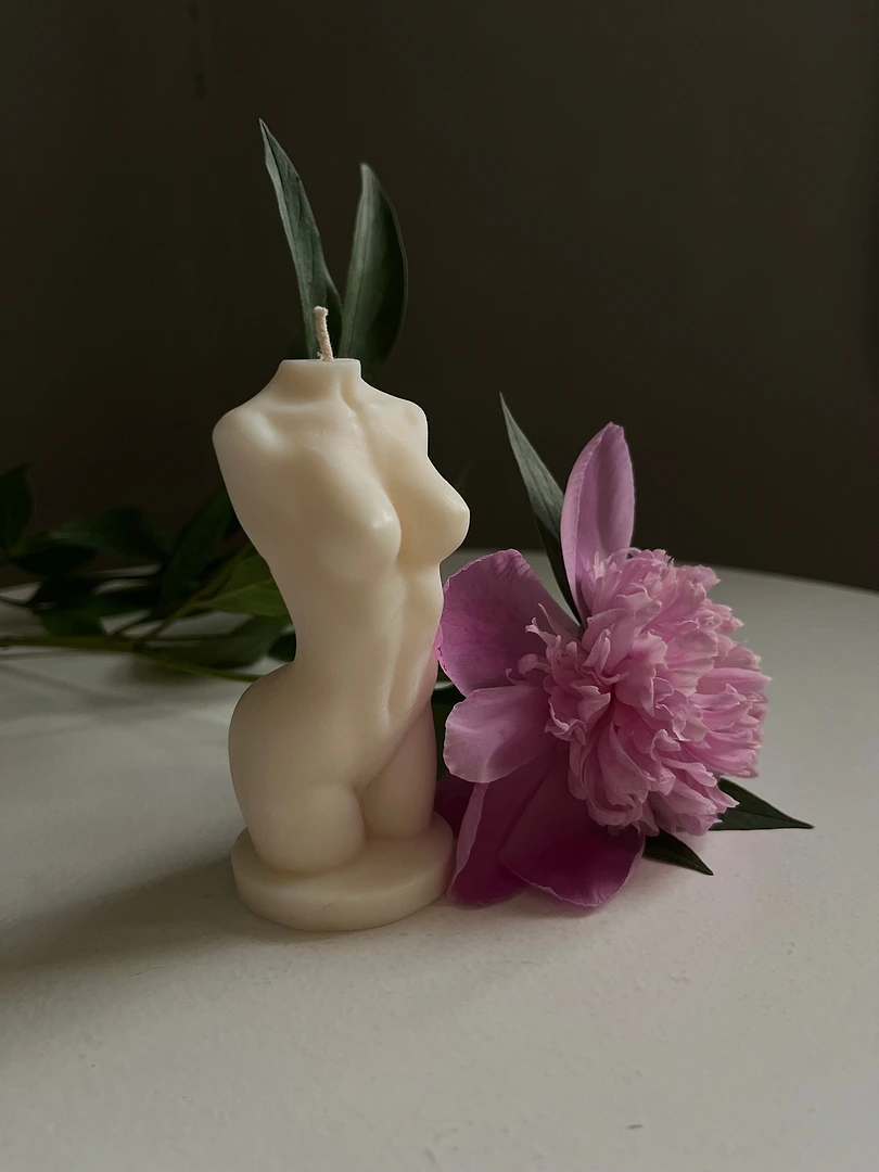 Женский силуэт